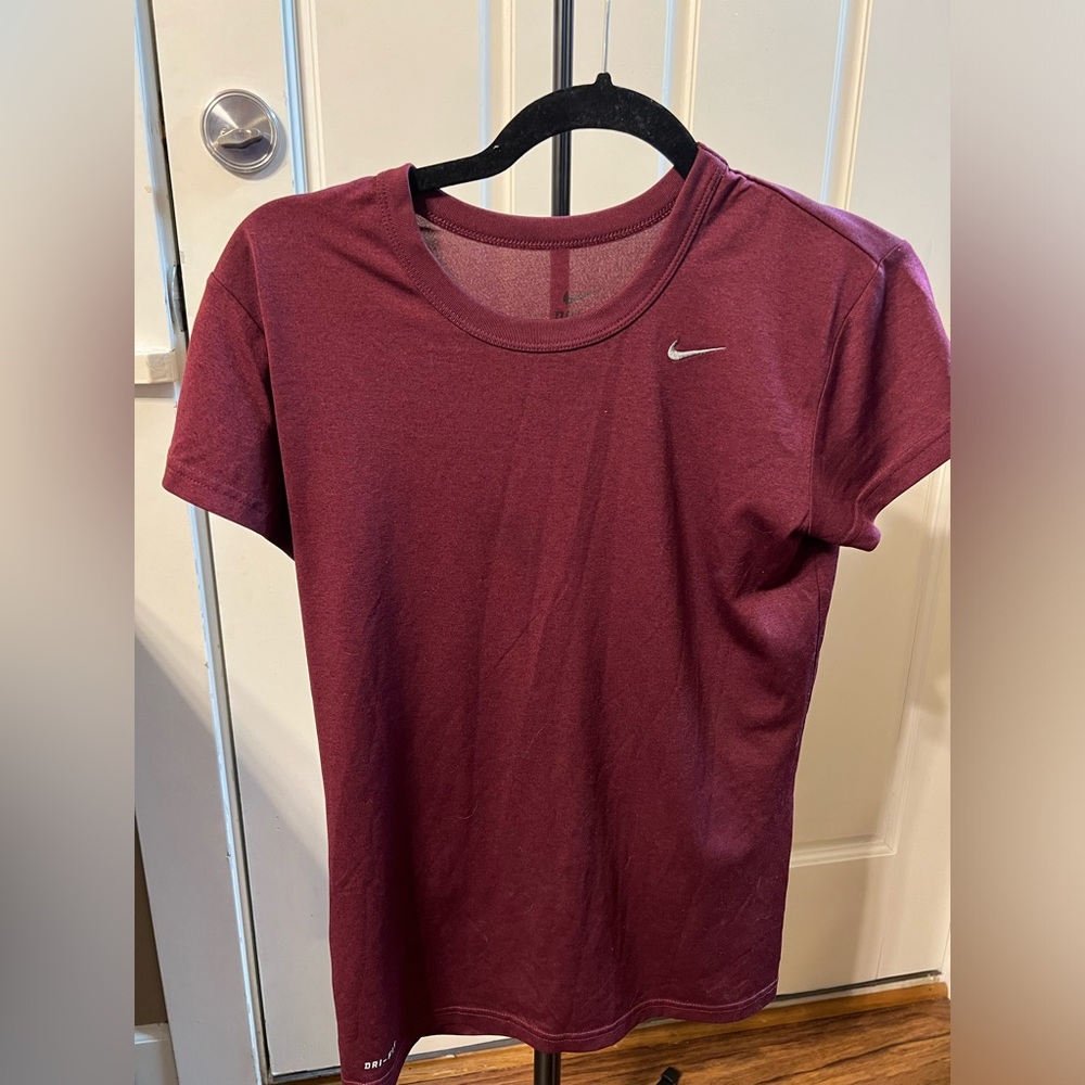 Nike Dri-fit Womens Medium